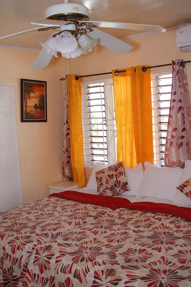 Hunter's Rest Villa Standard Room, 1 Double Bed, Ocean View 4