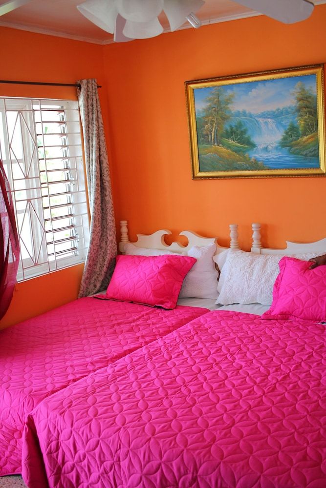 Hunter's Rest Villa Standard Room, 1 King Bed, Ocean View 3