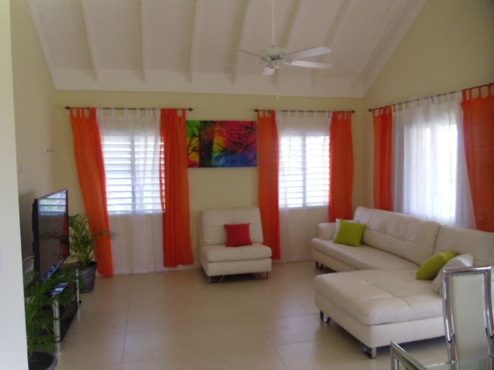 Family Villa, 3 Bedrooms, Partial Ocean View, Ground Floor