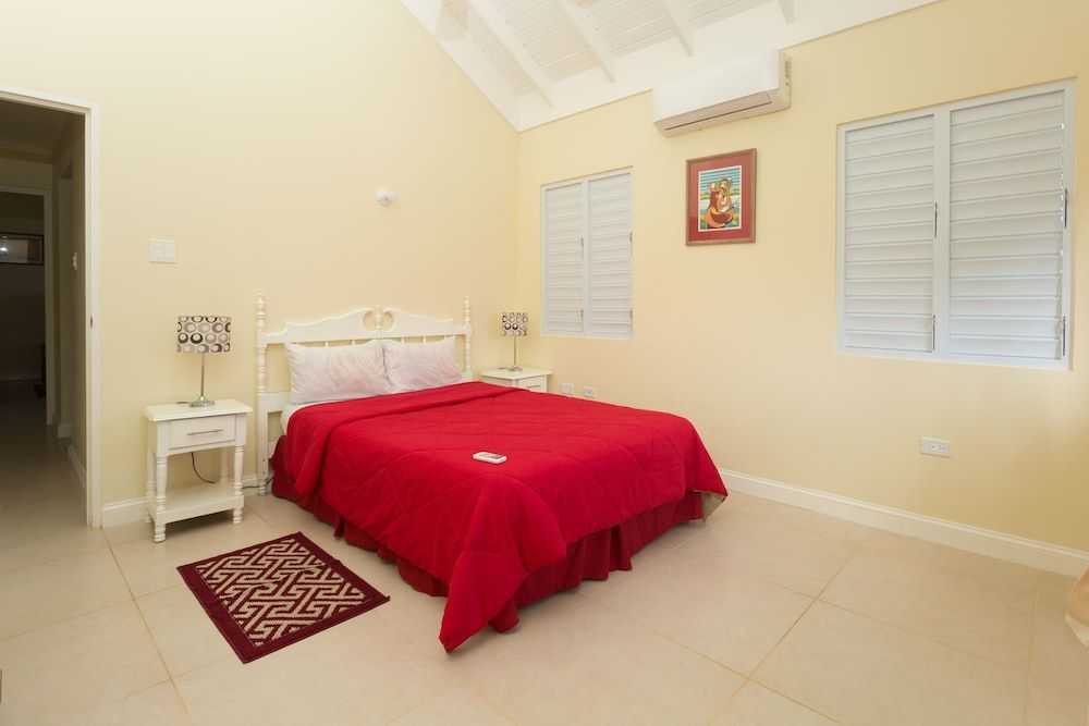 Elite Villa, 3 Bedrooms, Kitchen, Garden View