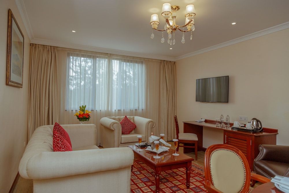 Sarova Woodlands Hotel Woodlands State Suite 11