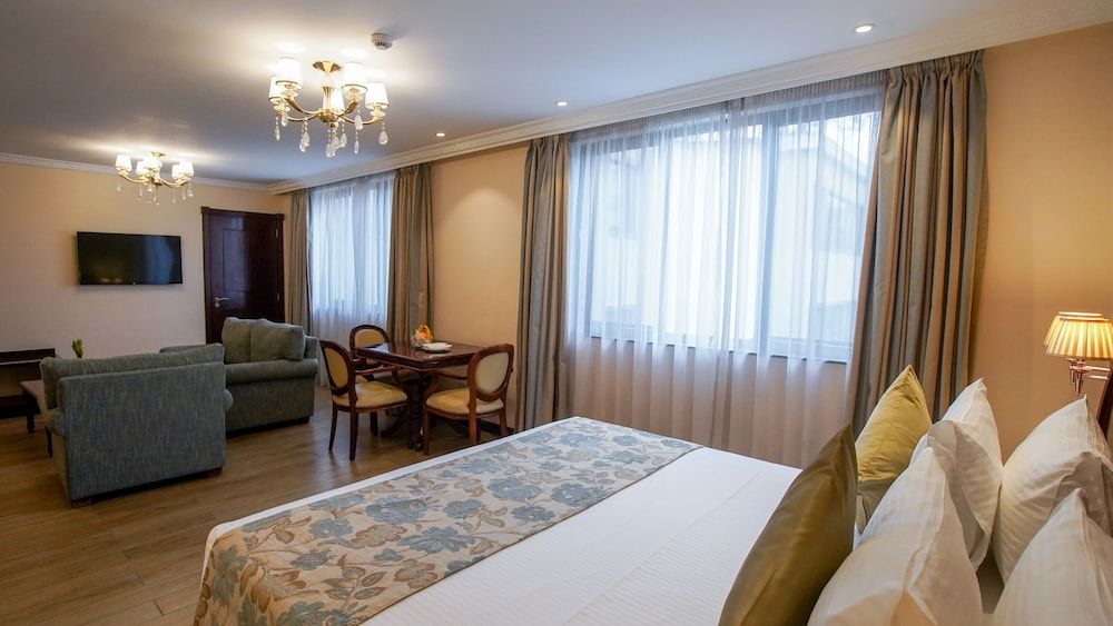 Sarova Woodlands Hotel Woodlands Studio Suite 4