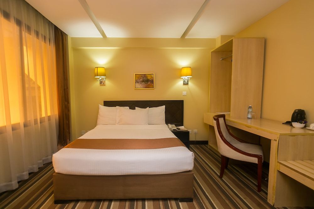 The Clarion Hotel Standard Double Room 6