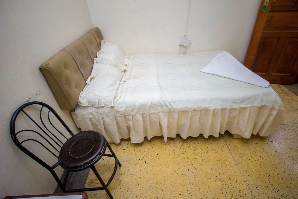 undefined Seldom Hotel 9