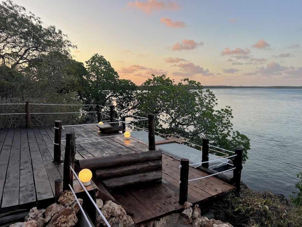 Rock and Sea Resort Panoramic Cottage, 1 King Bed, Ocean View 11