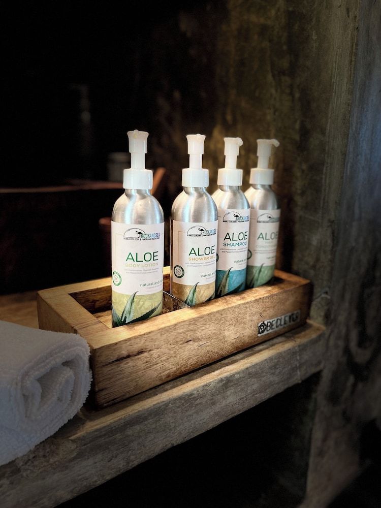 Rock and Sea Resort Bungalow, 1 King Bed, Ocean View 6