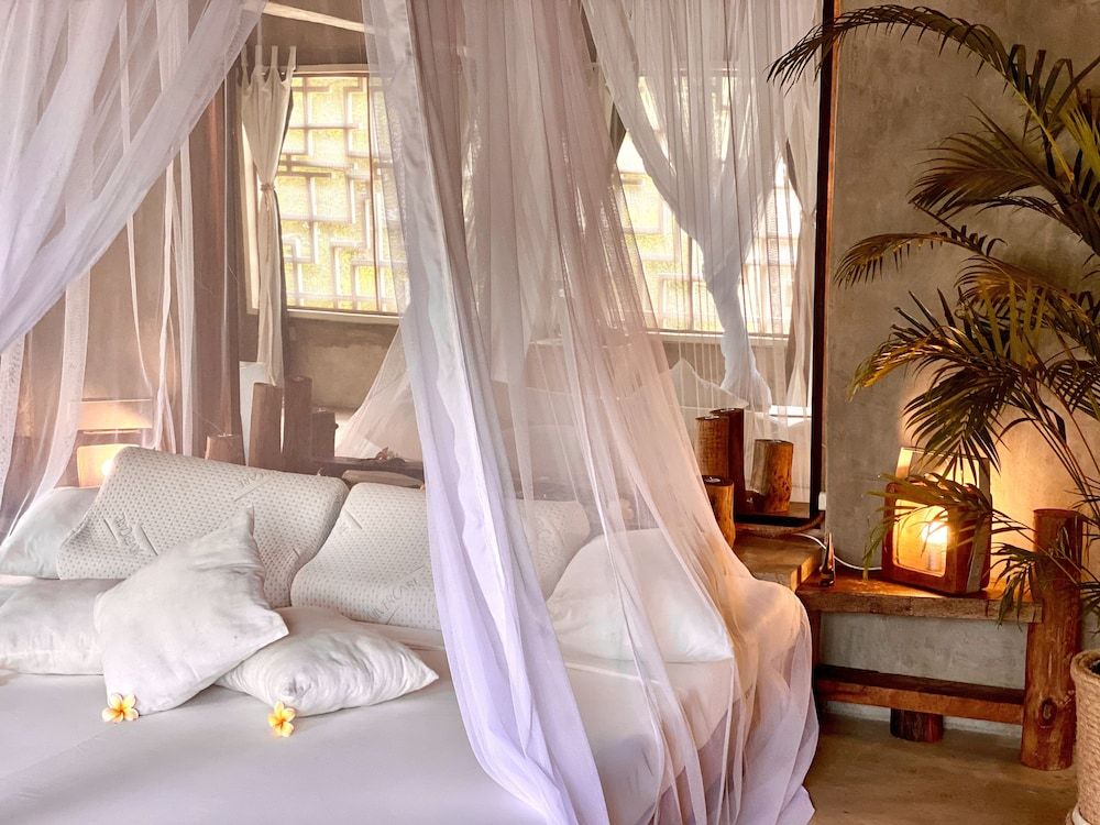 Rock and Sea Resort Bungalow, 1 King Bed, Ocean View