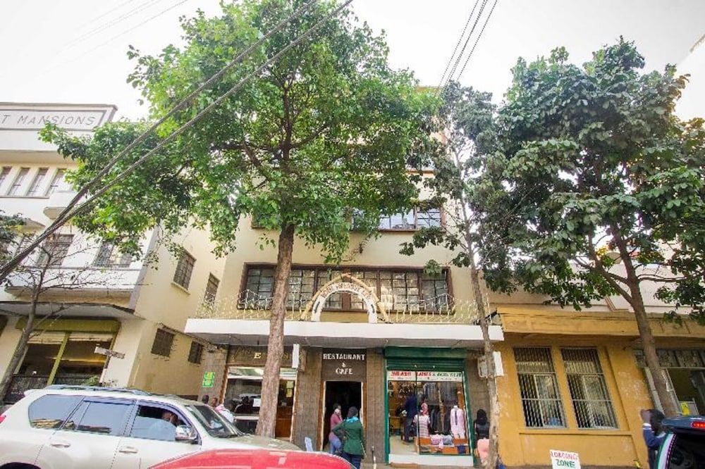 undefined Hotel Embassy 6