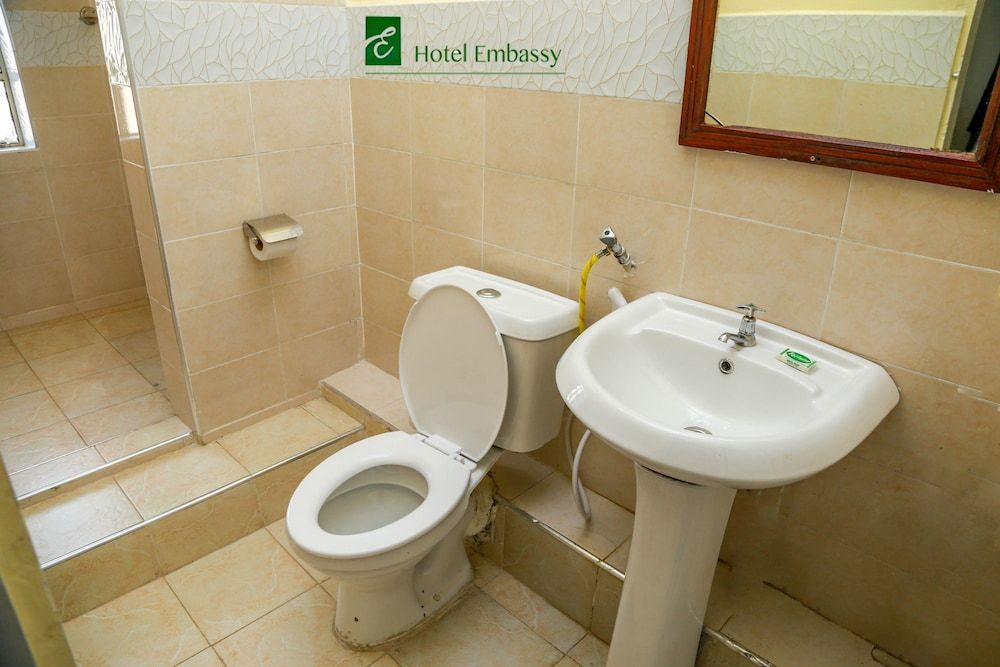 Hotel Embassy Economy Double Room, 1 Double Bed, City View 6