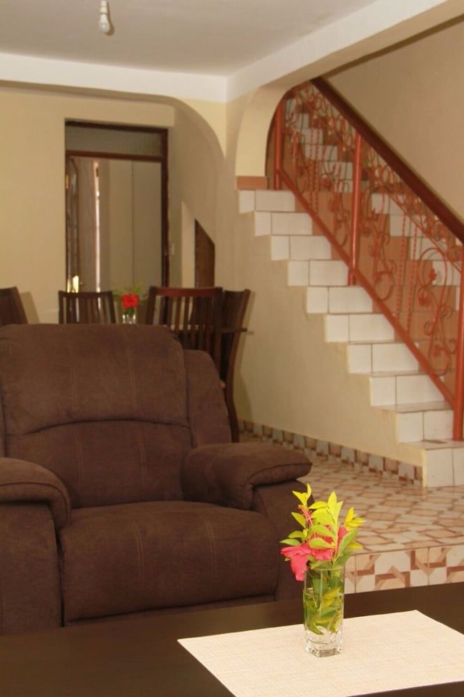 Desa Homes Apartment, 4 Bedrooms 6