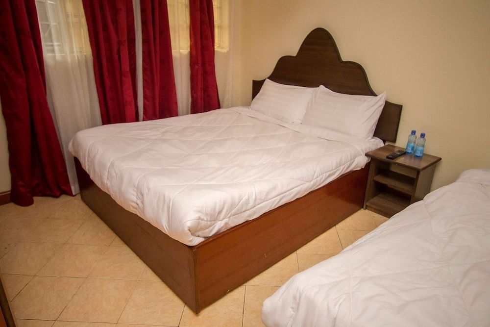 Konar House Kilimani Deluxe Double Room 2