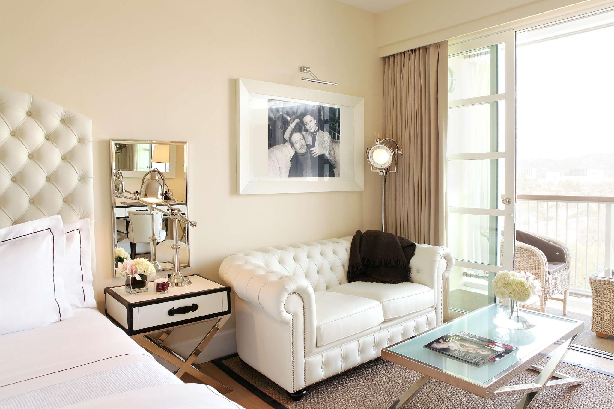 Premier King Mobility Hearing Access Ri Shwr