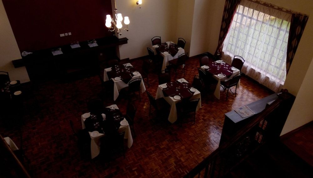 undefined Karen Crescent Hotel 8