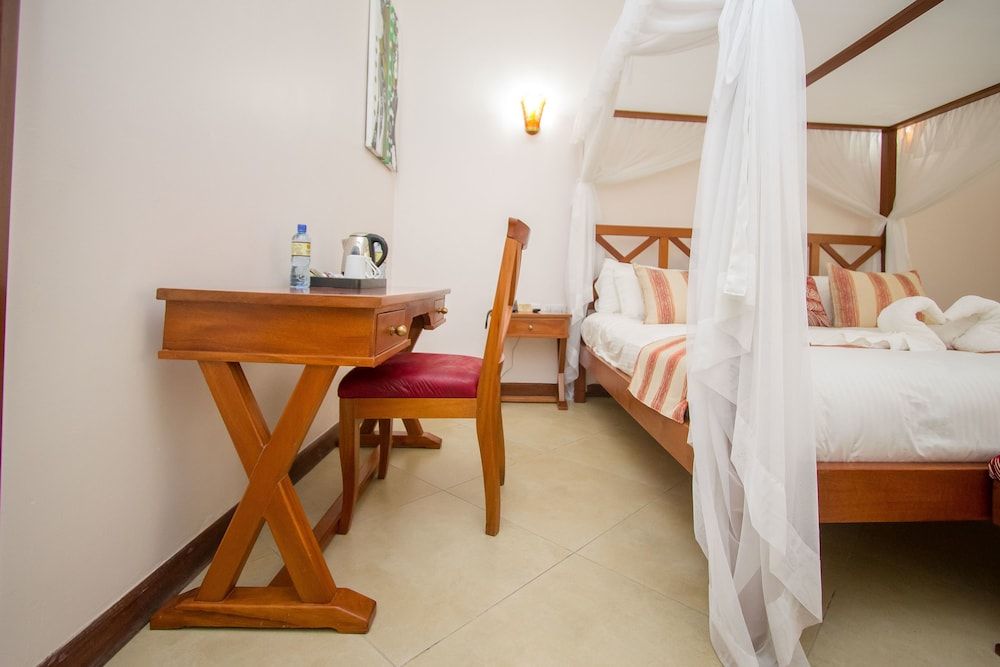 The Smith Hotel Junior Suite 5