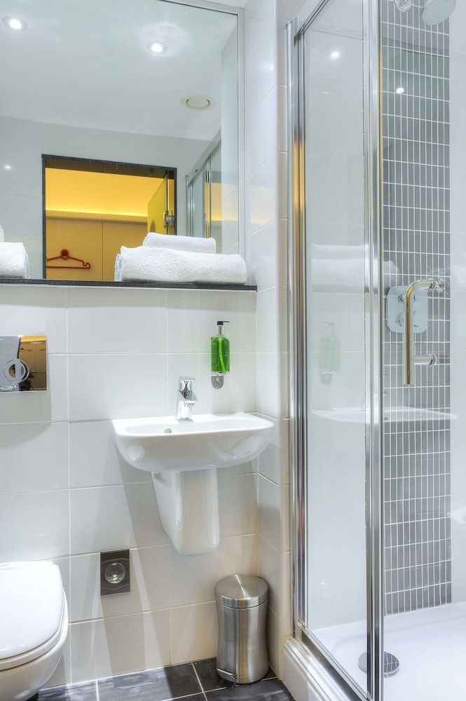 ibis Styles Nairobi Westlands Standard Room, 2 Twin Beds 5