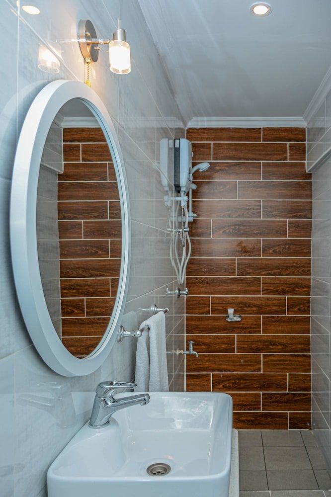 undefined Appleton Resort 4