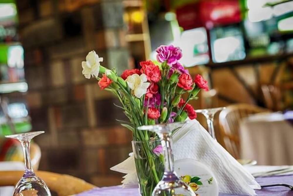 undefined Appleton Resort 8