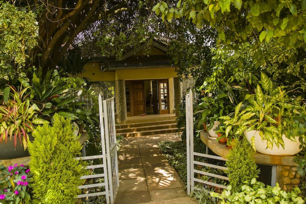 undefined La Belle Villa 4