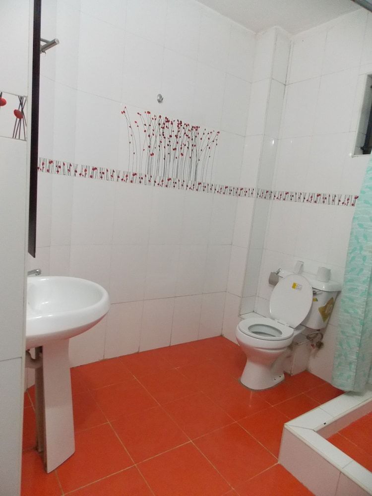 Hanan Guest House Deluxe Double Room 4