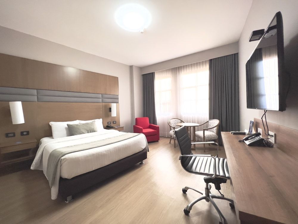 Standard Room, 1 Queen Bed