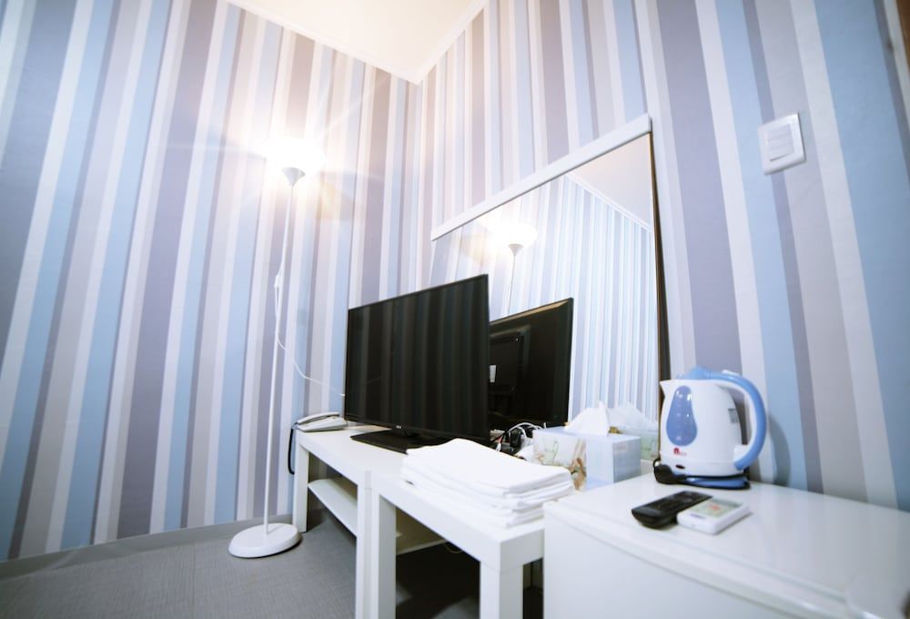 Namdang Port Ocean Fantasy Hotel Room, Partial Ocean View (Hansil) 4