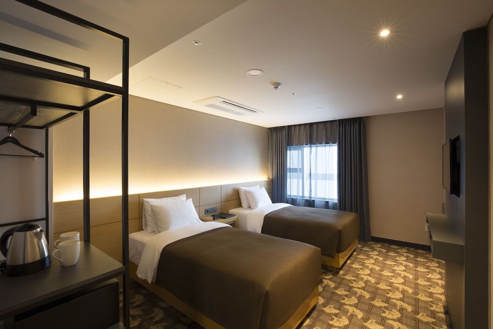 undefined Hotel Foret Premier Nampo 2