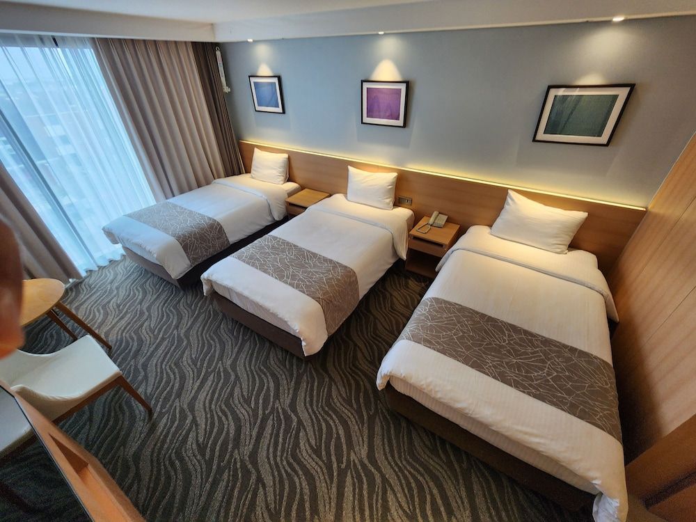 Seogwipo JS Hotel Deluxe Triple Room 4