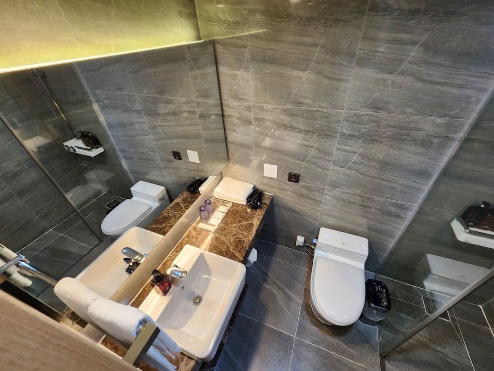 Seogwipo JS Hotel Standard Twin Room (No View) 9