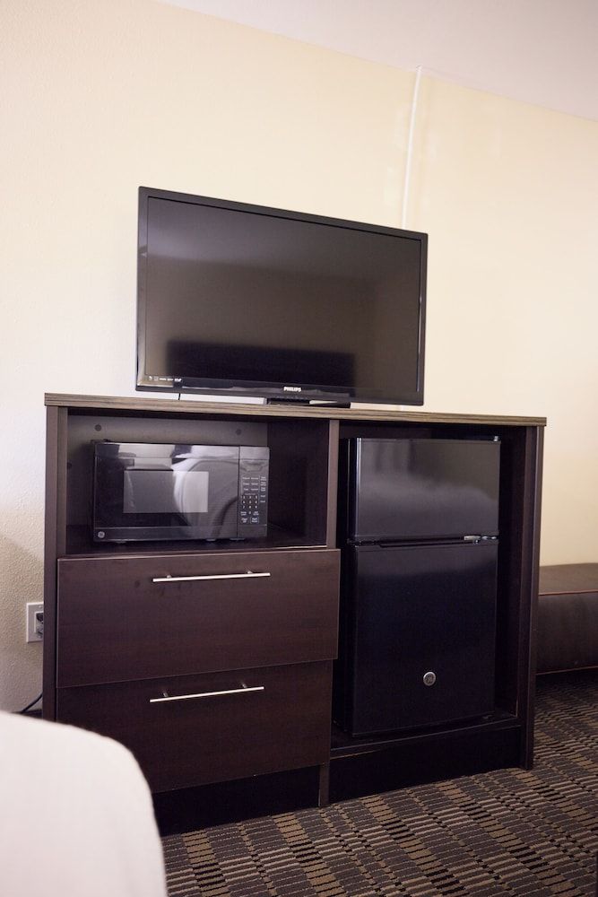 Cimarron Inn Klamath Falls Room, 1 King Bed 5