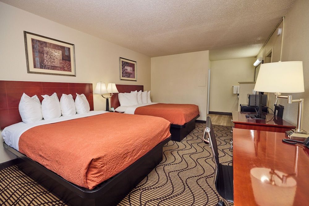 Cimarron Inn Klamath Falls Double queen room