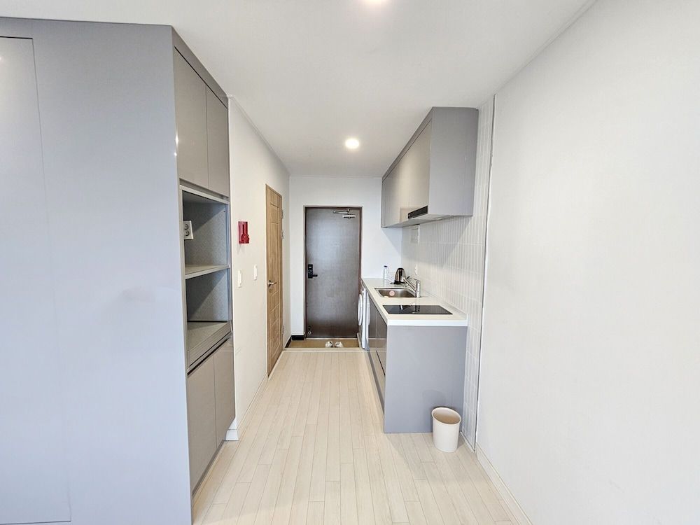 undefined Jeju Hill Hotel 7