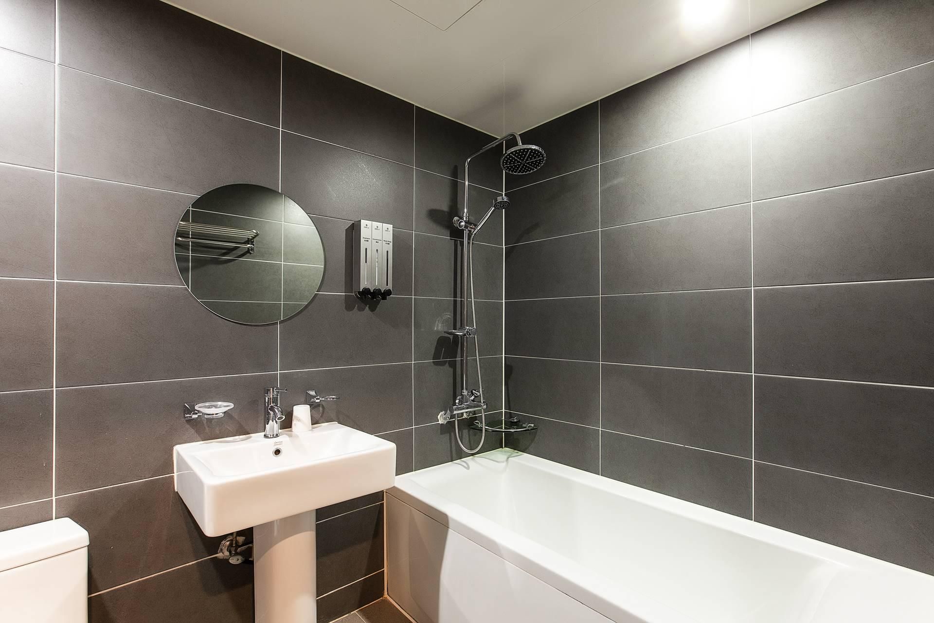 Business Double Room B