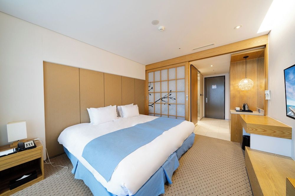 undefined Hotel Whistlelark Jeju 3