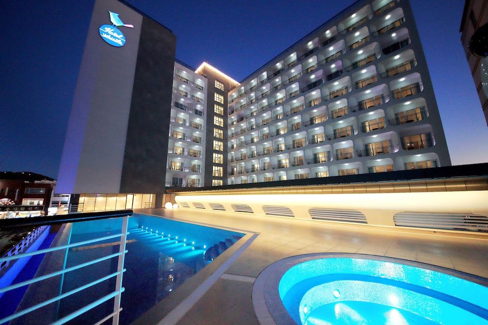 undefined Hotel Whistlelark Jeju 2