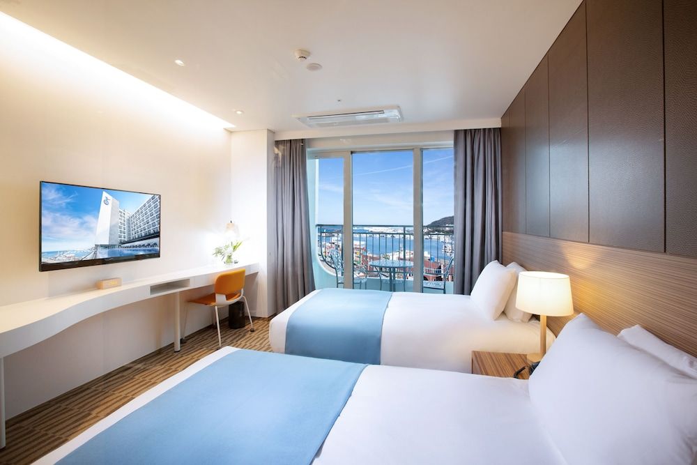 undefined Hotel Whistlelark Jeju 9