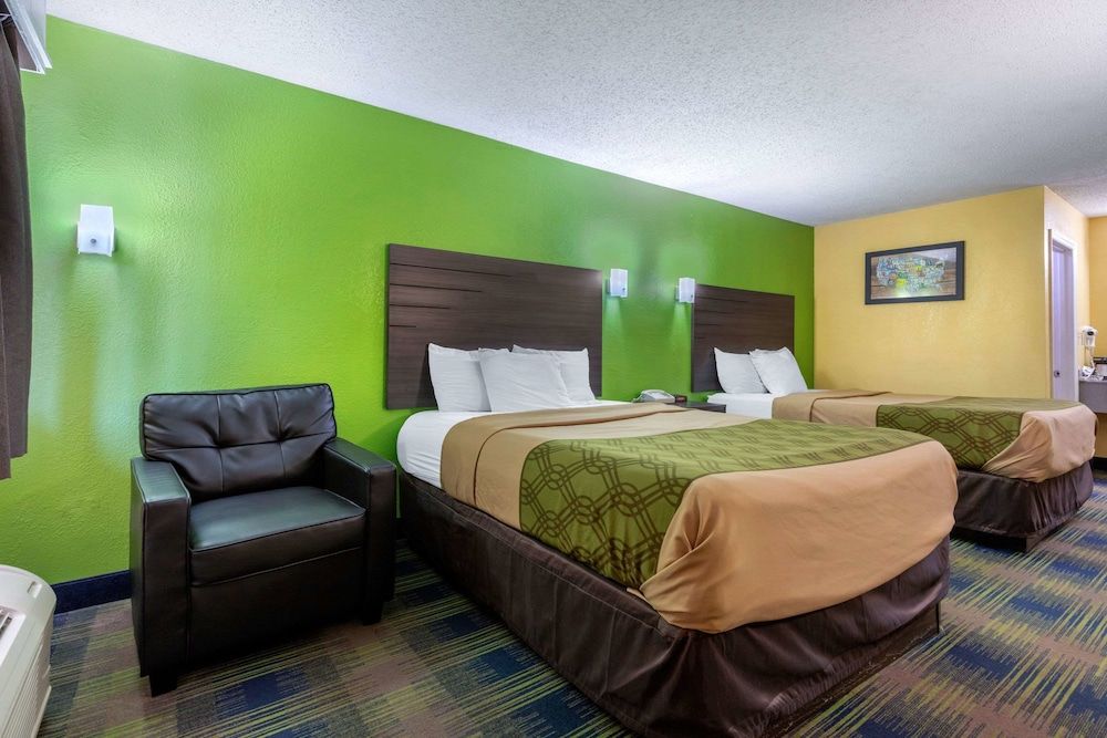 Standard Room, 2 Queen Beds, Smoking