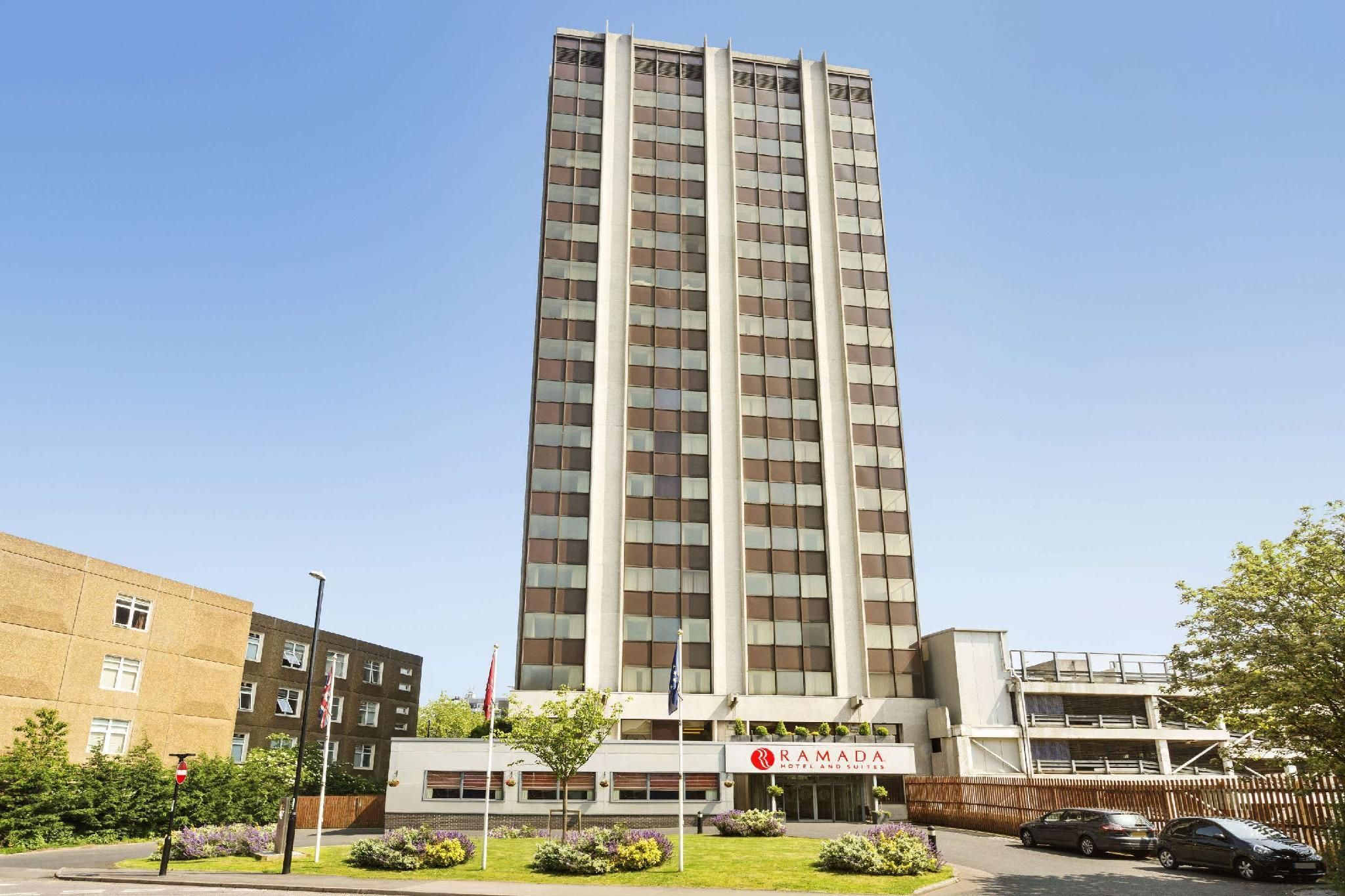 undefined Ramada Hotel and Suites by Wyndham Coventry 2