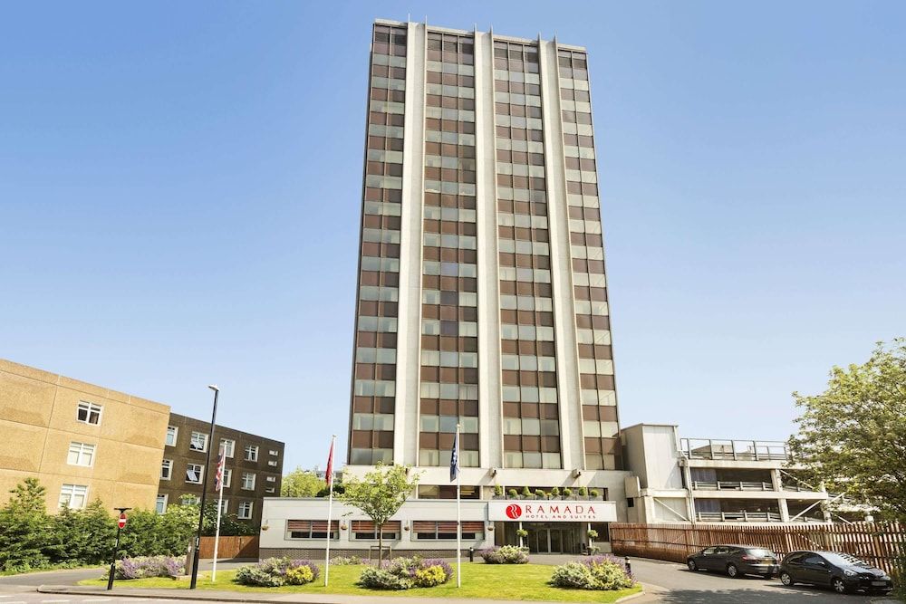 undefined Ramada Hotel & Suites by Wyndham Coventry 6