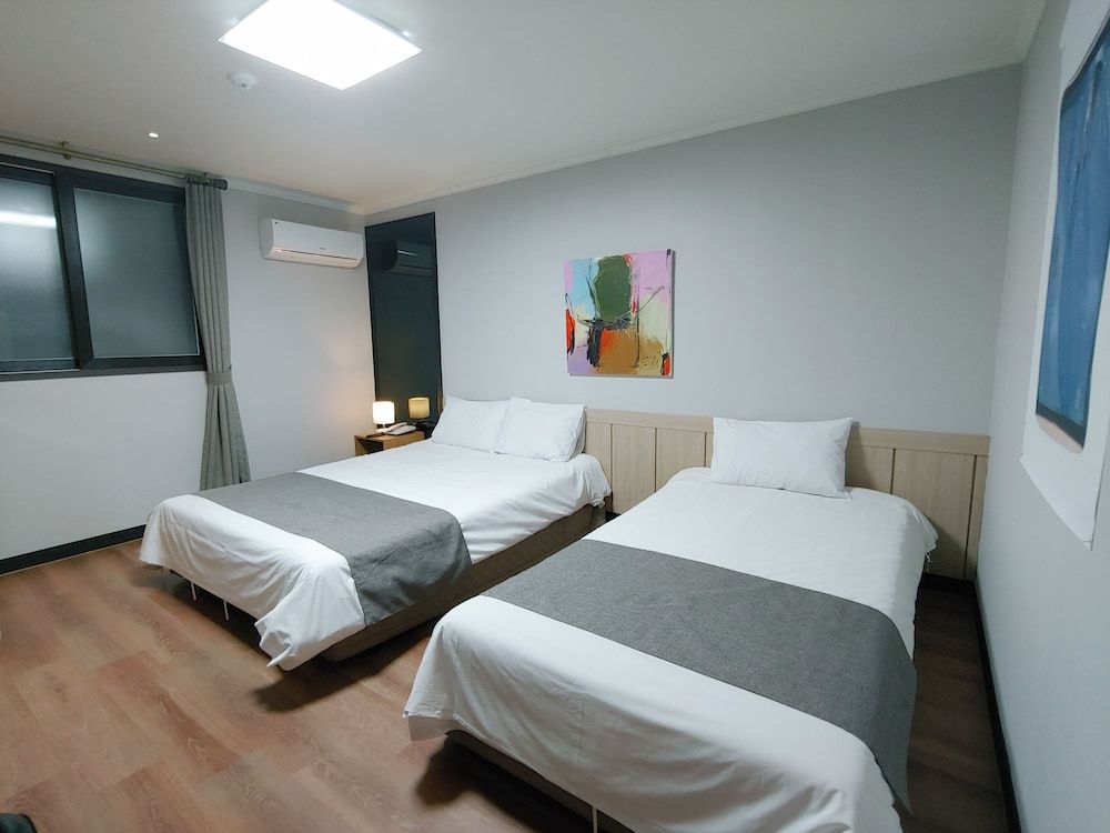 undefined Hotel Tong Yeondong Jeju 3