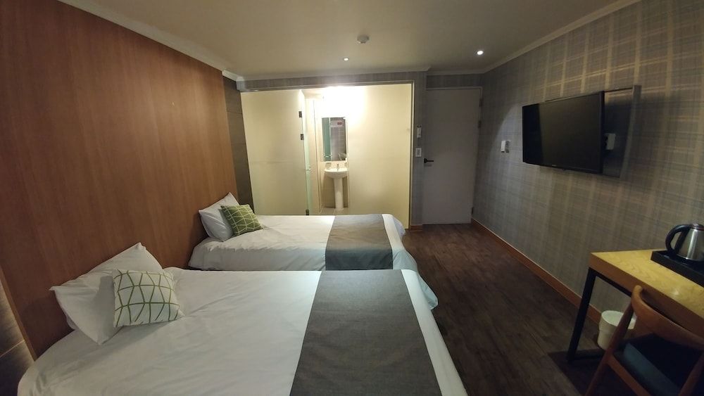 Hotel Tong Yeondong Jeju Standard Twin Room 7