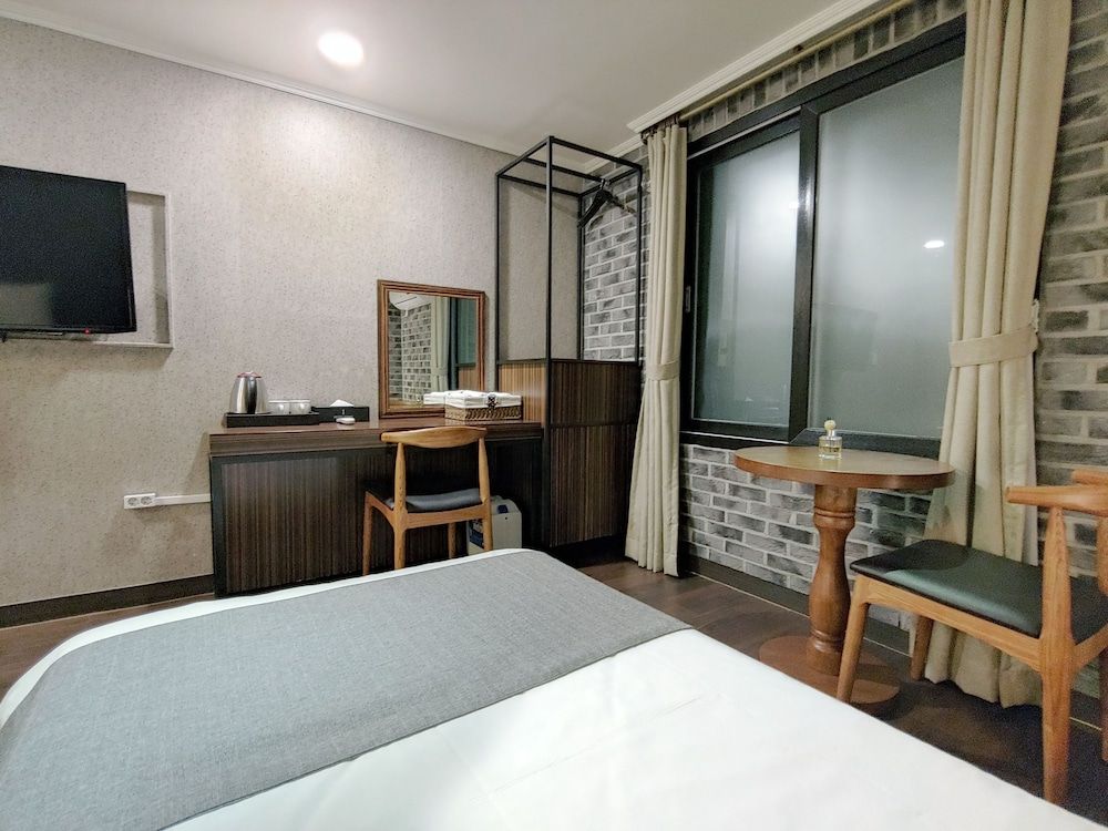 Hotel Tong Yeondong Jeju Standard Twin Room 13