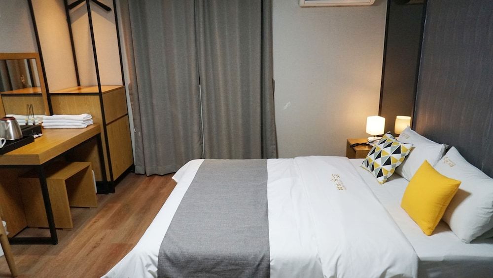 Hotel Tong Yeondong Jeju Standard Double Room 2