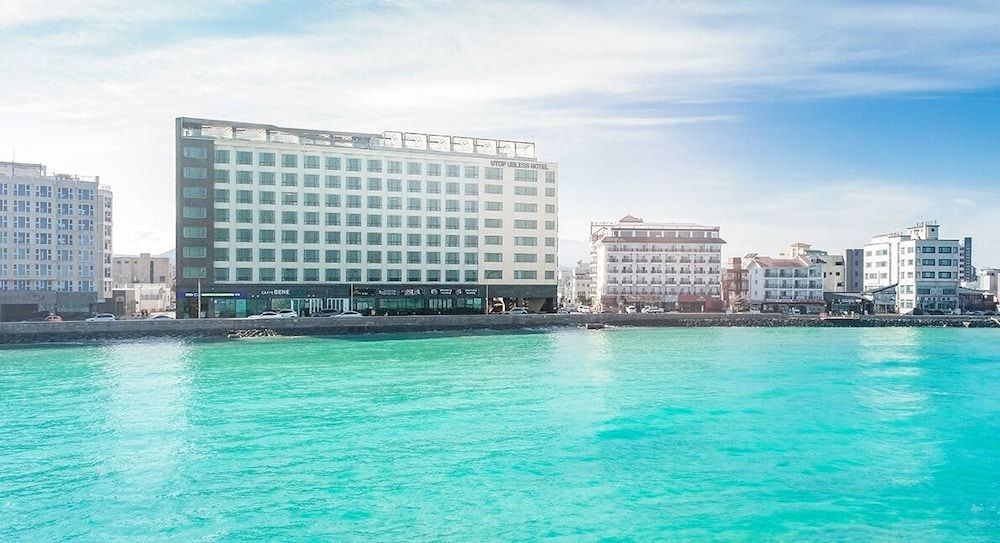 undefined Utop Ubless Hotel Jeju Hamdeok