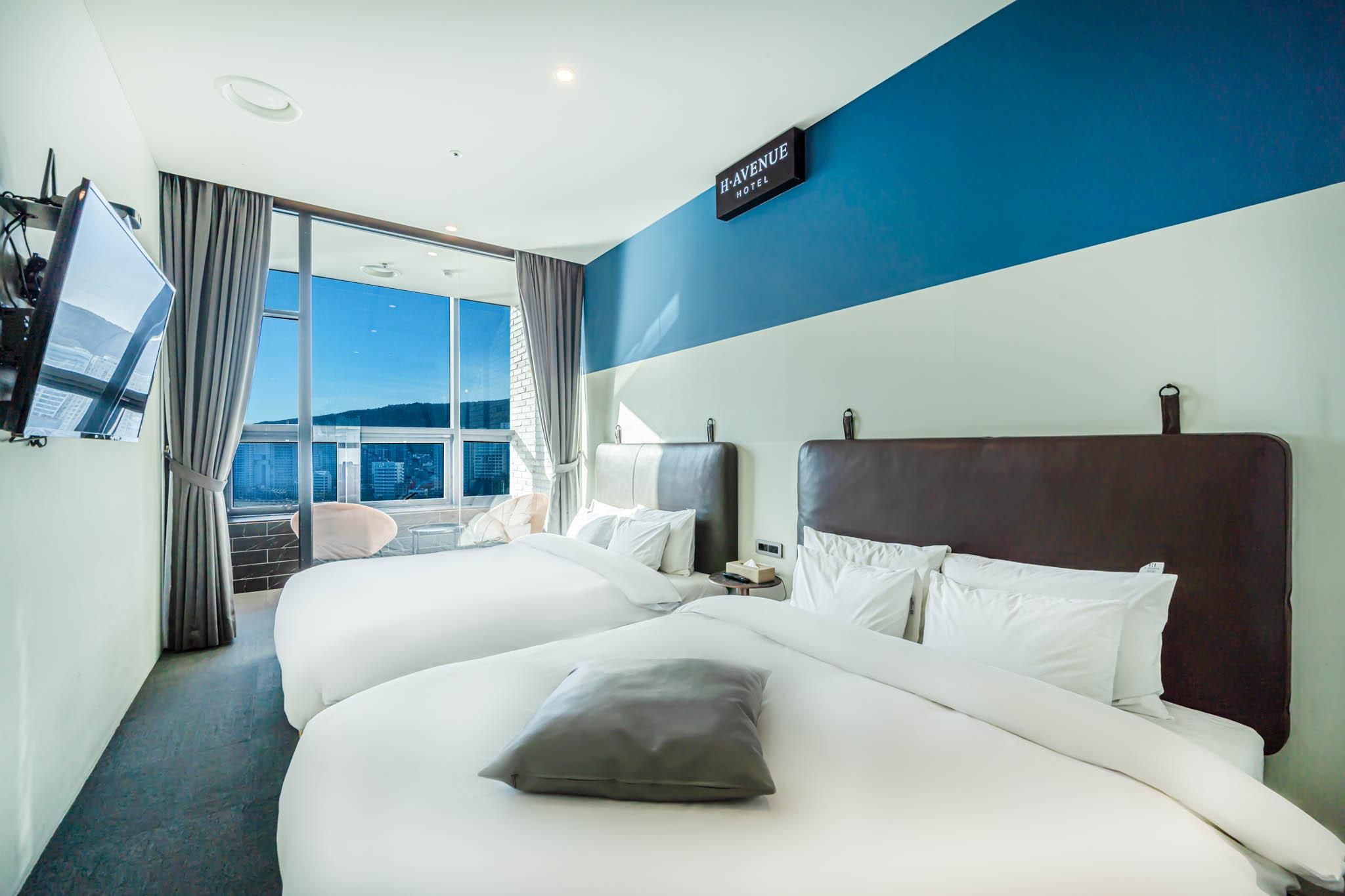 Premier Ocean Twin Room
