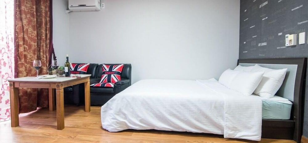 Heidi Korea Deluxe Room 4