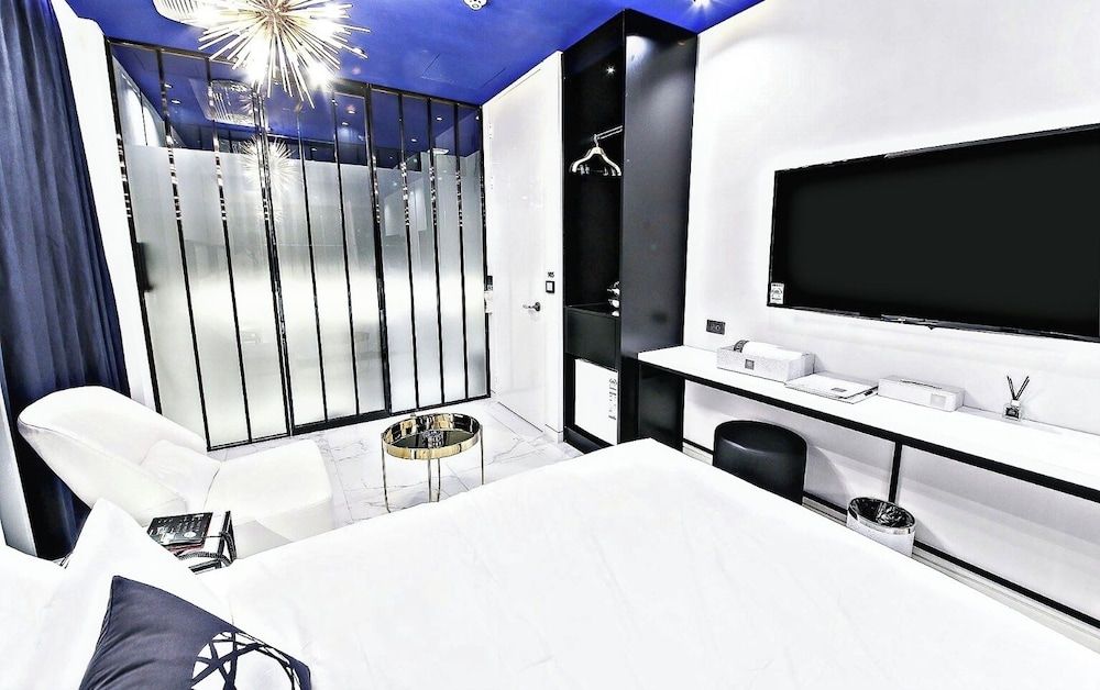 Hotel Cullinan Deluxe Room 7