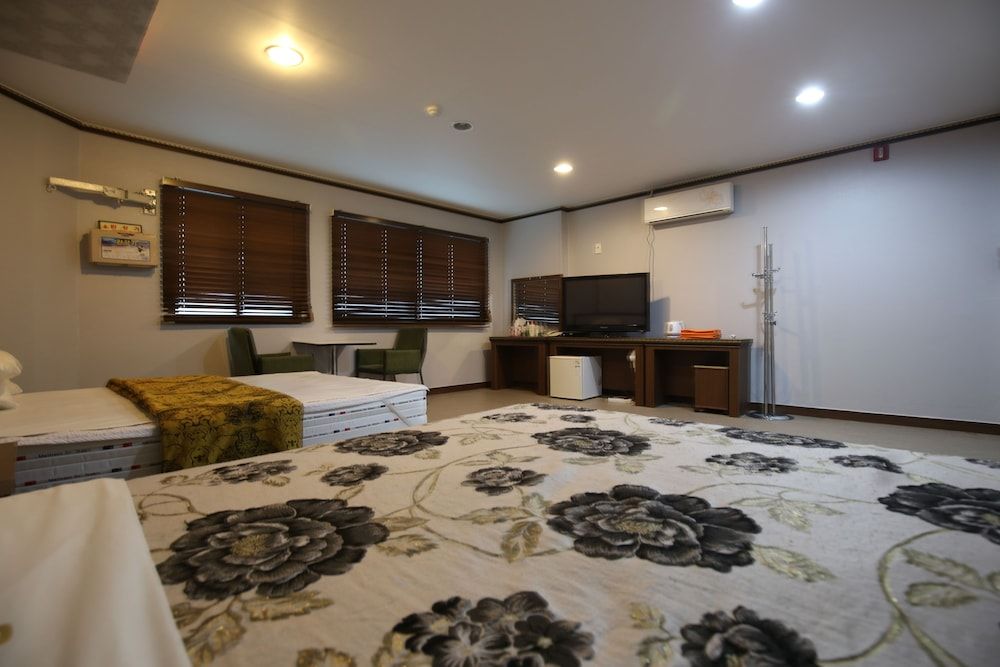 R.I Spa Hotel Special Room 4