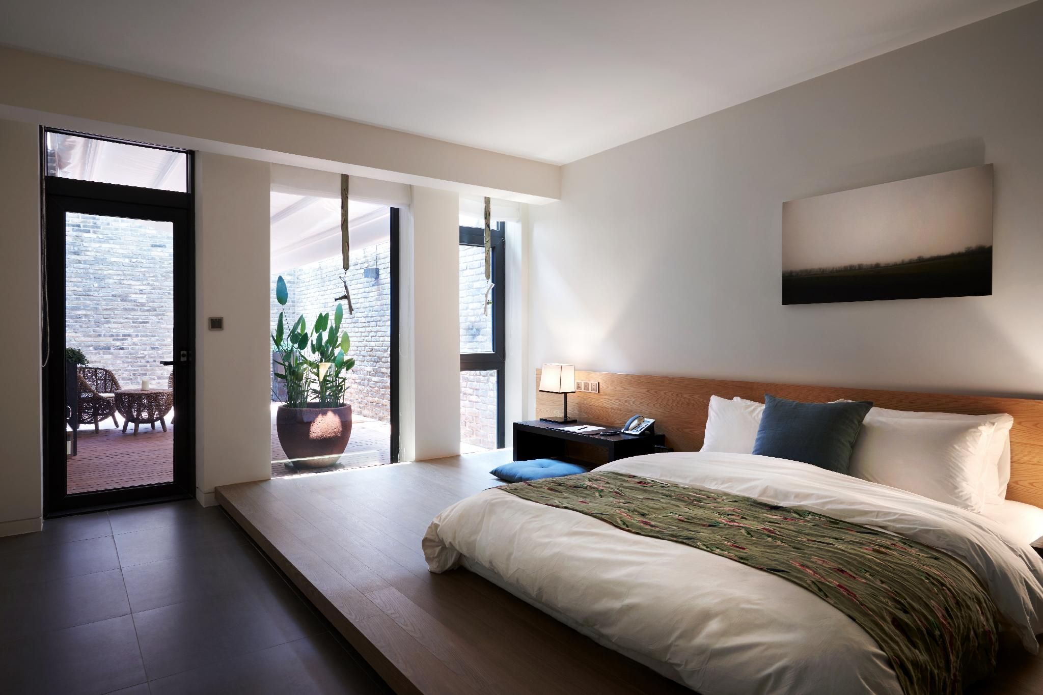 The Classic by Hotelone Family Garden Hansil 2