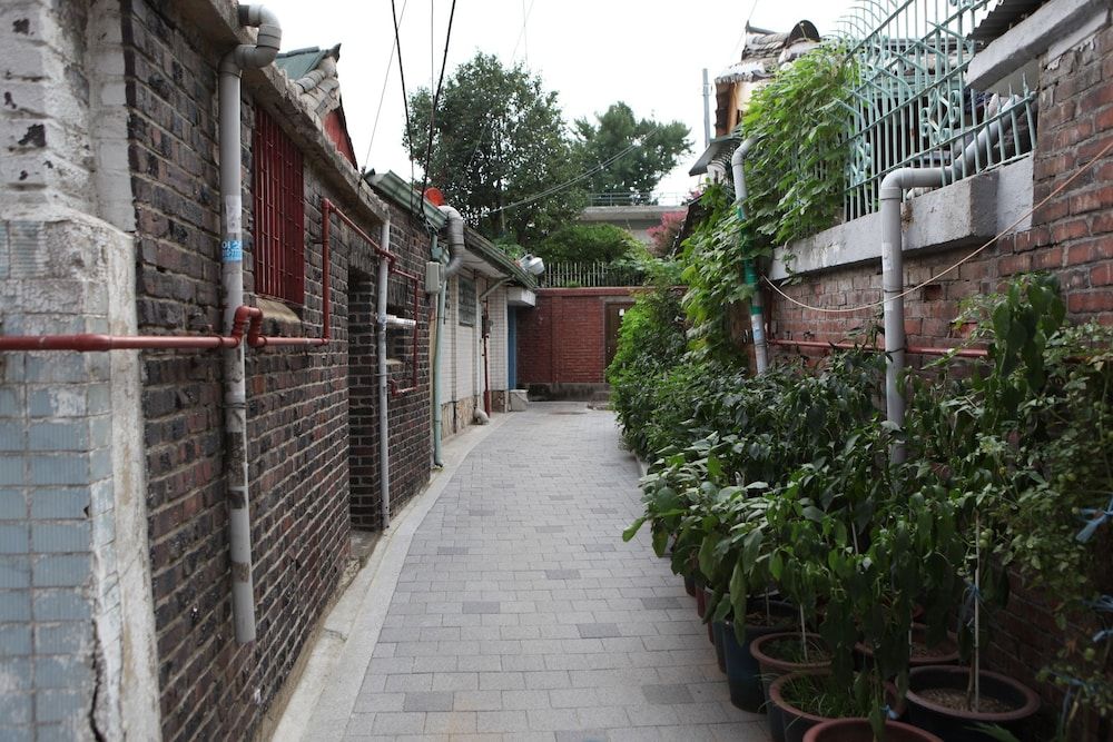 undefined Hans House 6