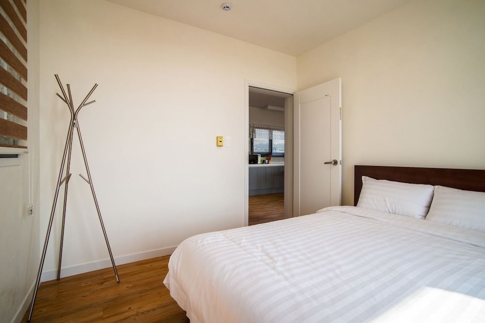 Poema Stay 2 Bed Room Family Suite